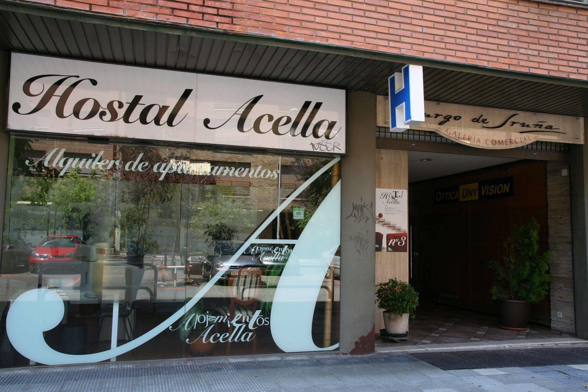 Alojamientos Acella Pamplona Eksteriør bilde